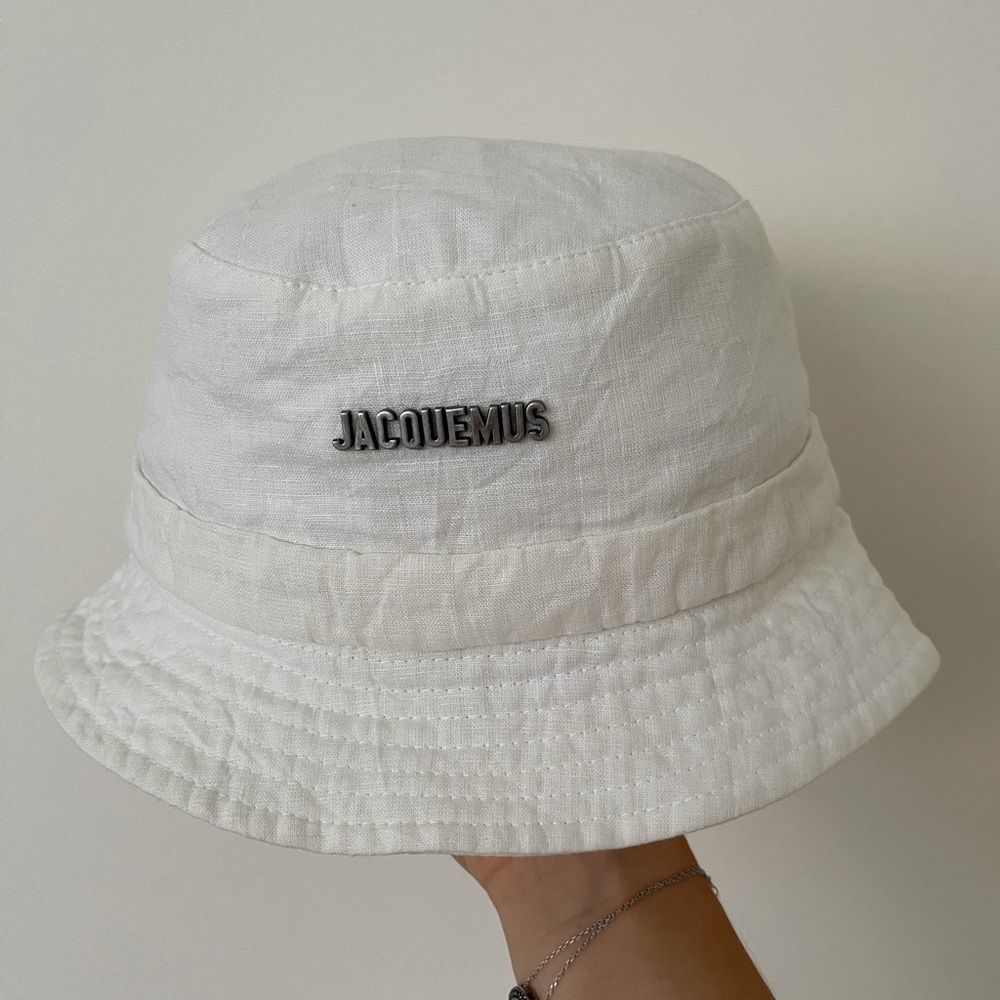 Le Bob Froisse by Jacquemus